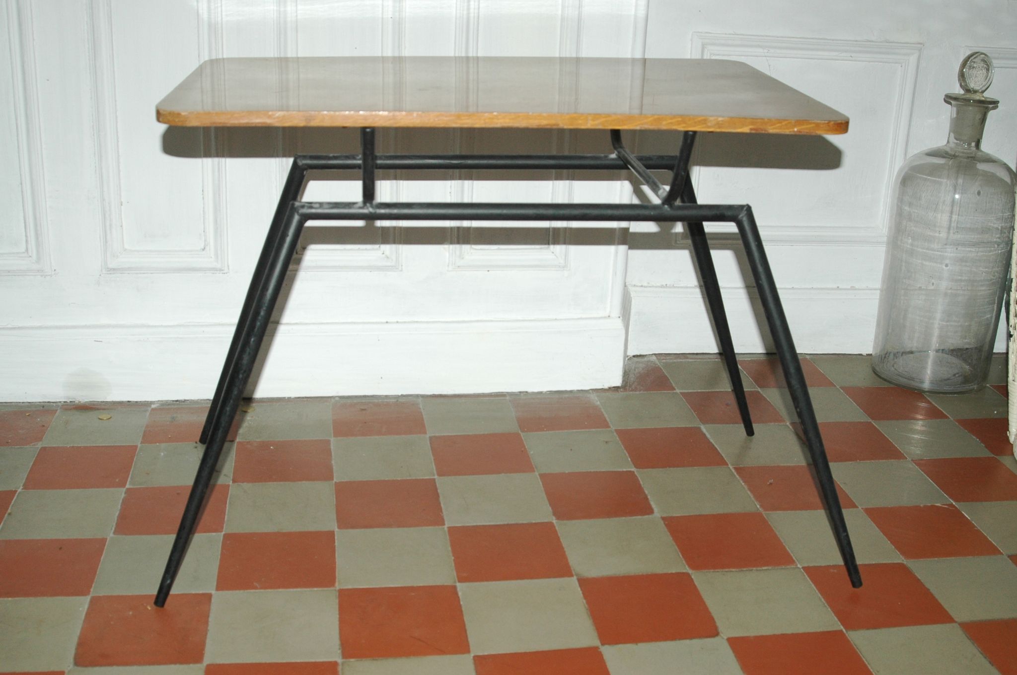 table basse sauterelle années 50