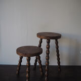 Duo de tabourets tripodes en ronce de noyer
