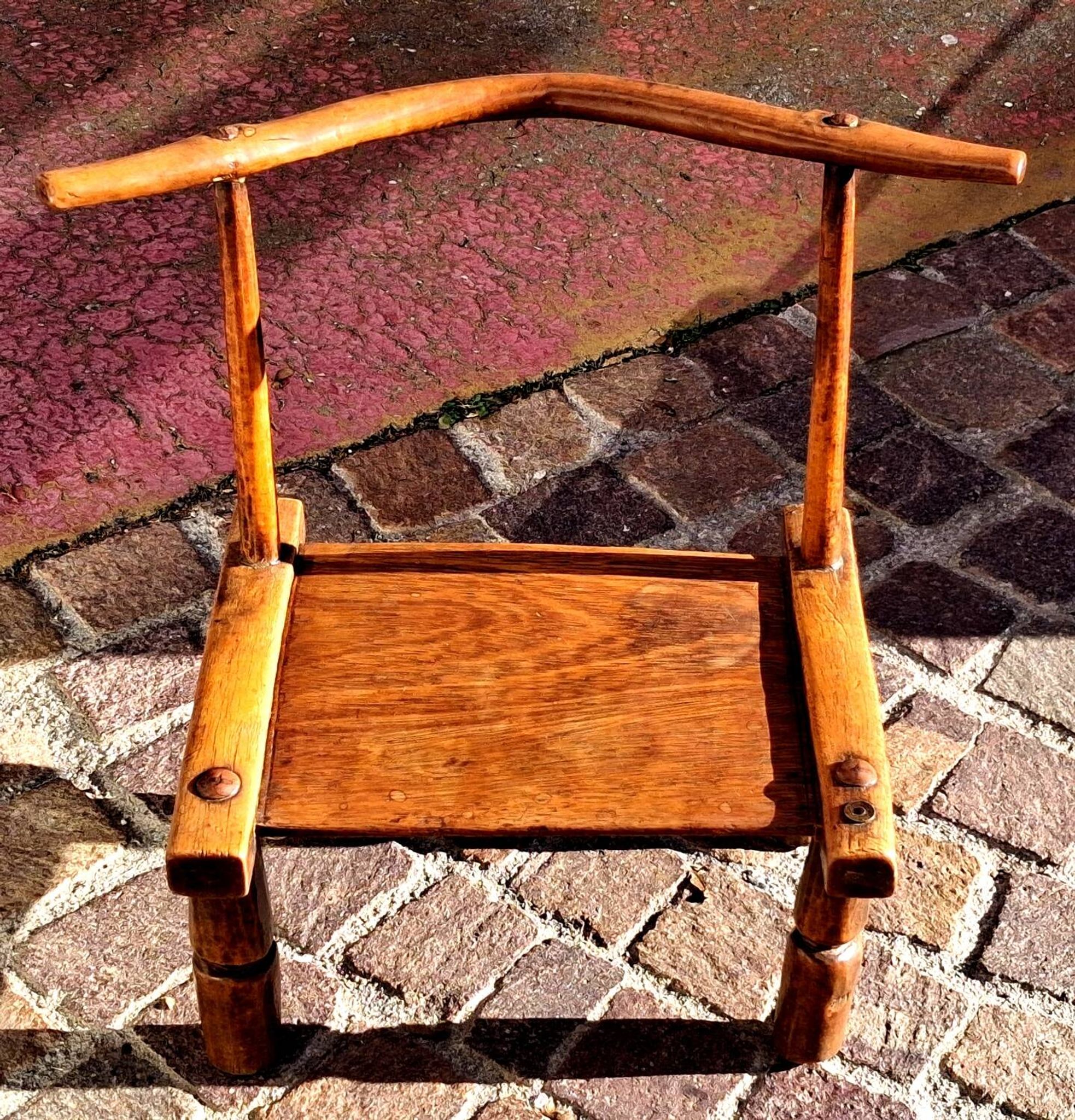 Authentic chair of the Baoulé chief, Côte d'Ivoire, Africa, raw art.