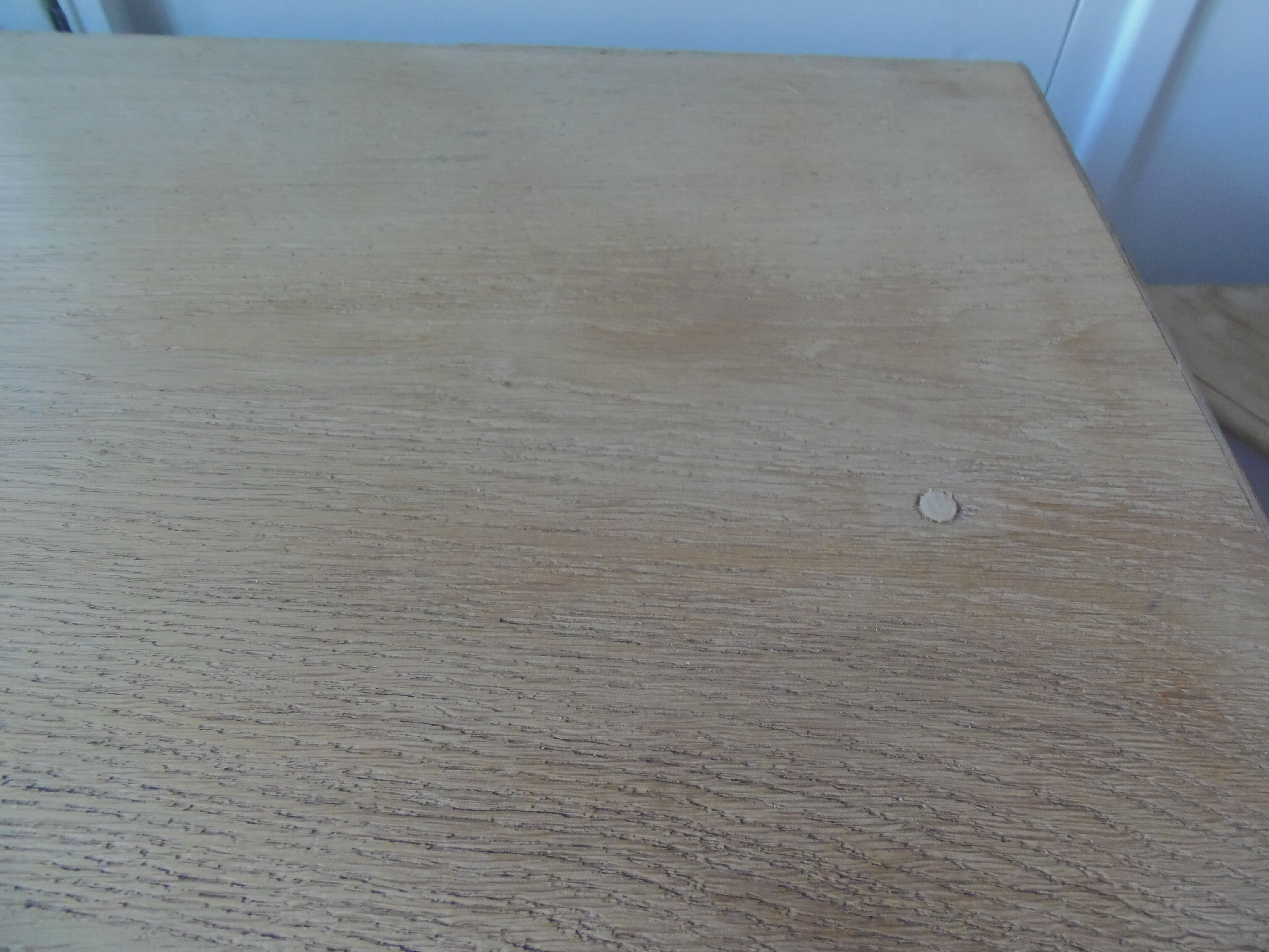 Vintage oak sideboard, 2 drawers, 2 doors, 1 shelf.