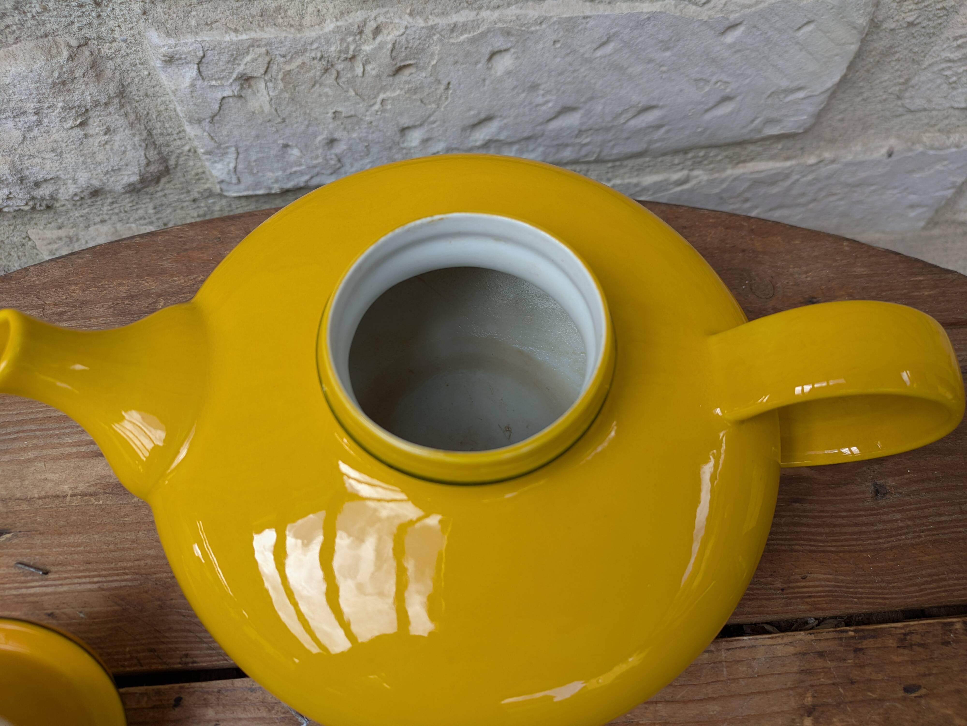 Yellow teapot from the 60s/70s series Pop Design Inger Persson Rörstrand Sweden