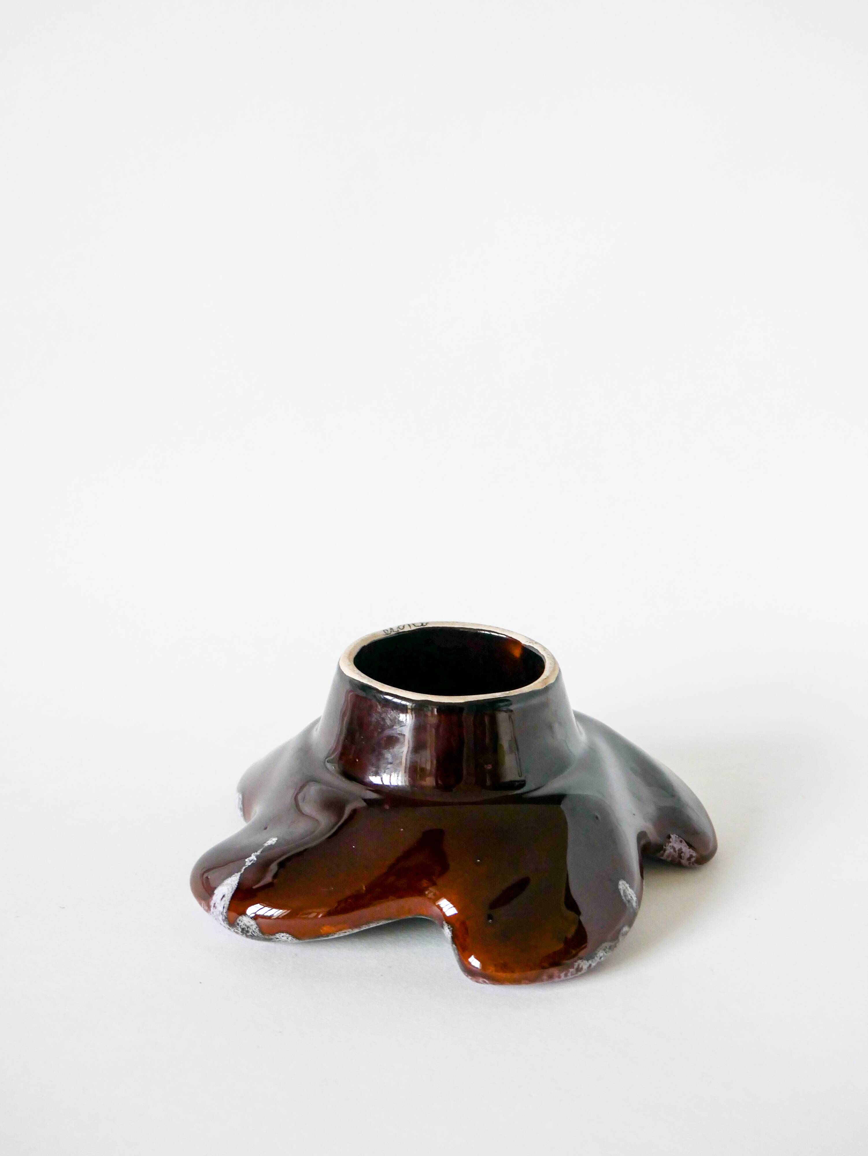 Purple lilac and brown star ceramic pocket tray / cup 1970