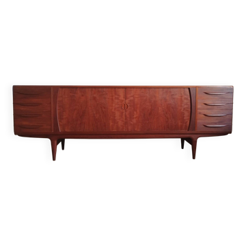 Enfilade U15 by Johannes Andersen