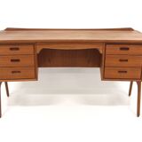 Scandinavian teak desk, Svend Aage Madsen, Sigurd Hanse, Sweden, 1950