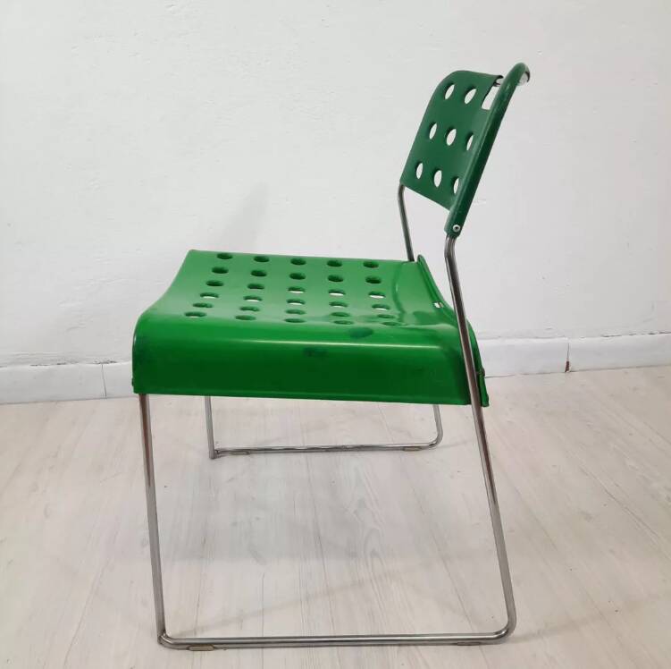 11 chairs designed by Rodney Kinsman for Bieffeplast