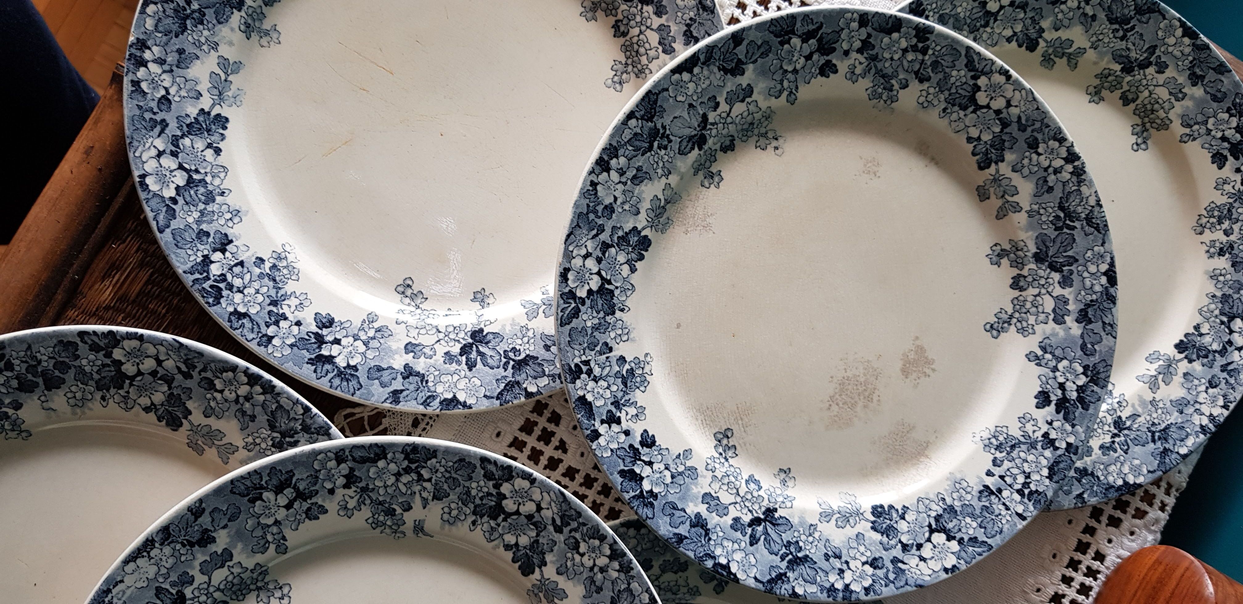 Ensemble de 6 assiettes plates Sarreguemines et Digoin  modèle Récamier