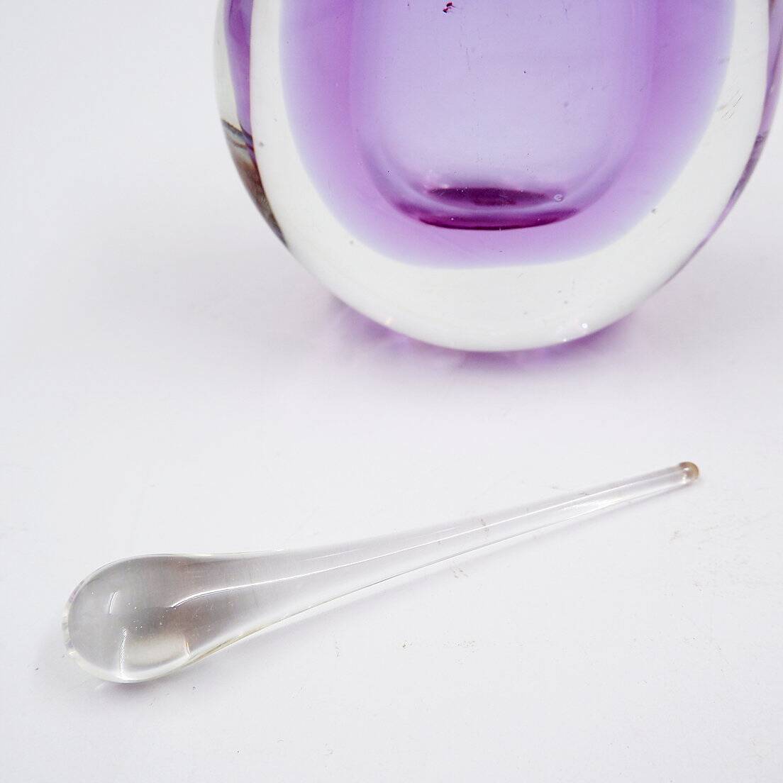 Flacon à parfum en verre soufflé violet « Sommerso »