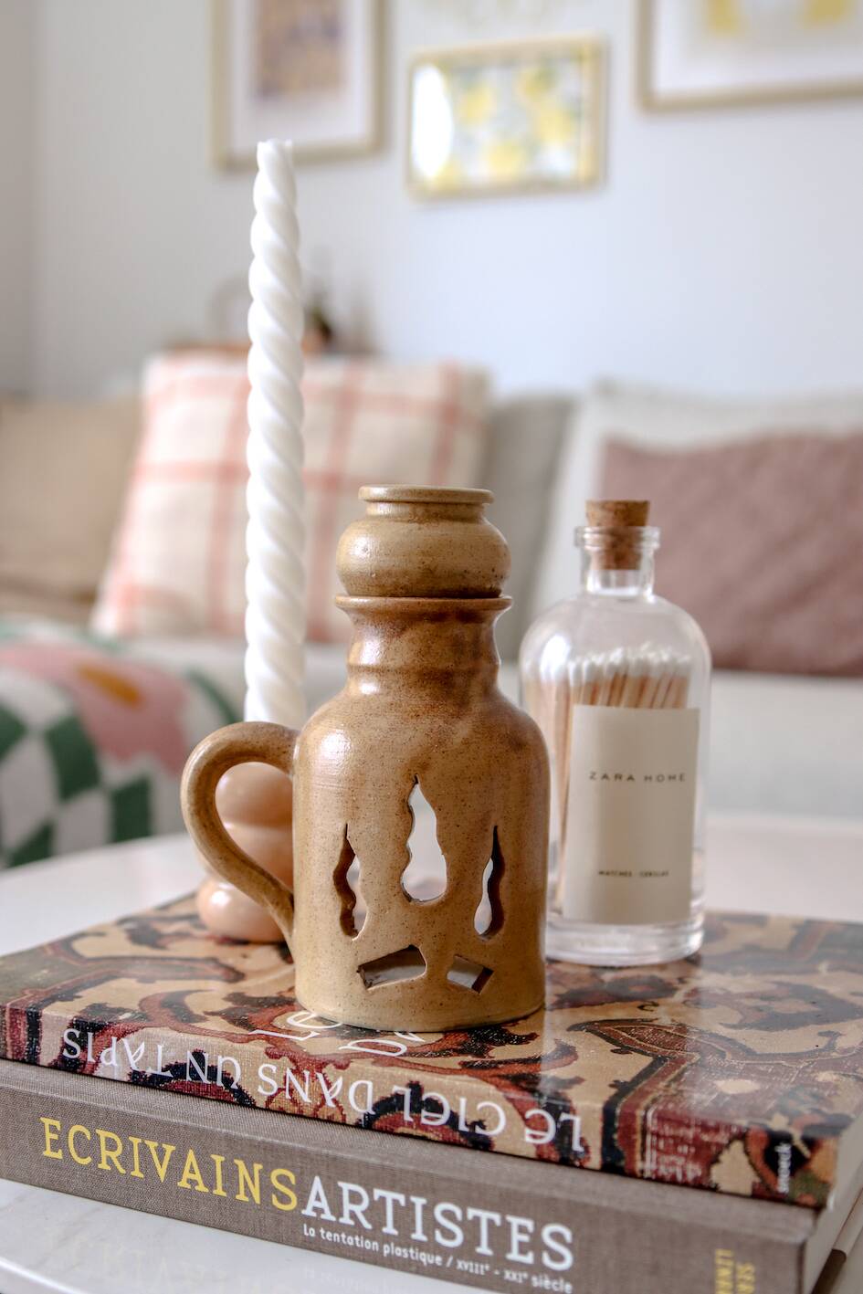 Stoneware tealight holder / oil warmer