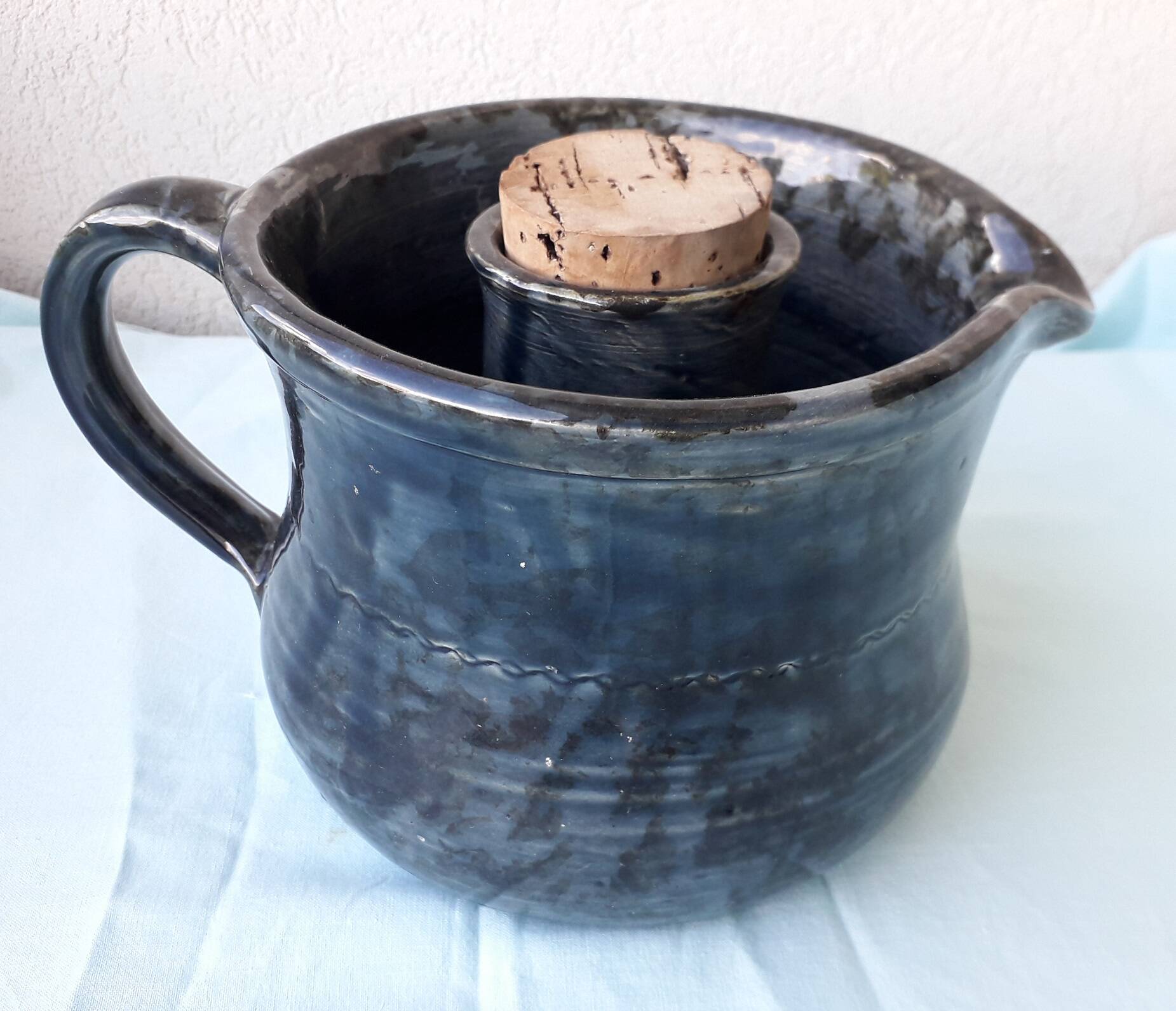 Ceramic cooling jug