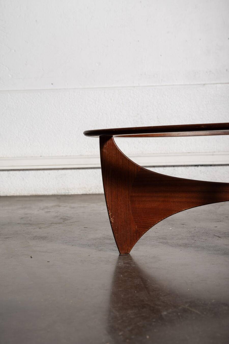 Table Astro ovale