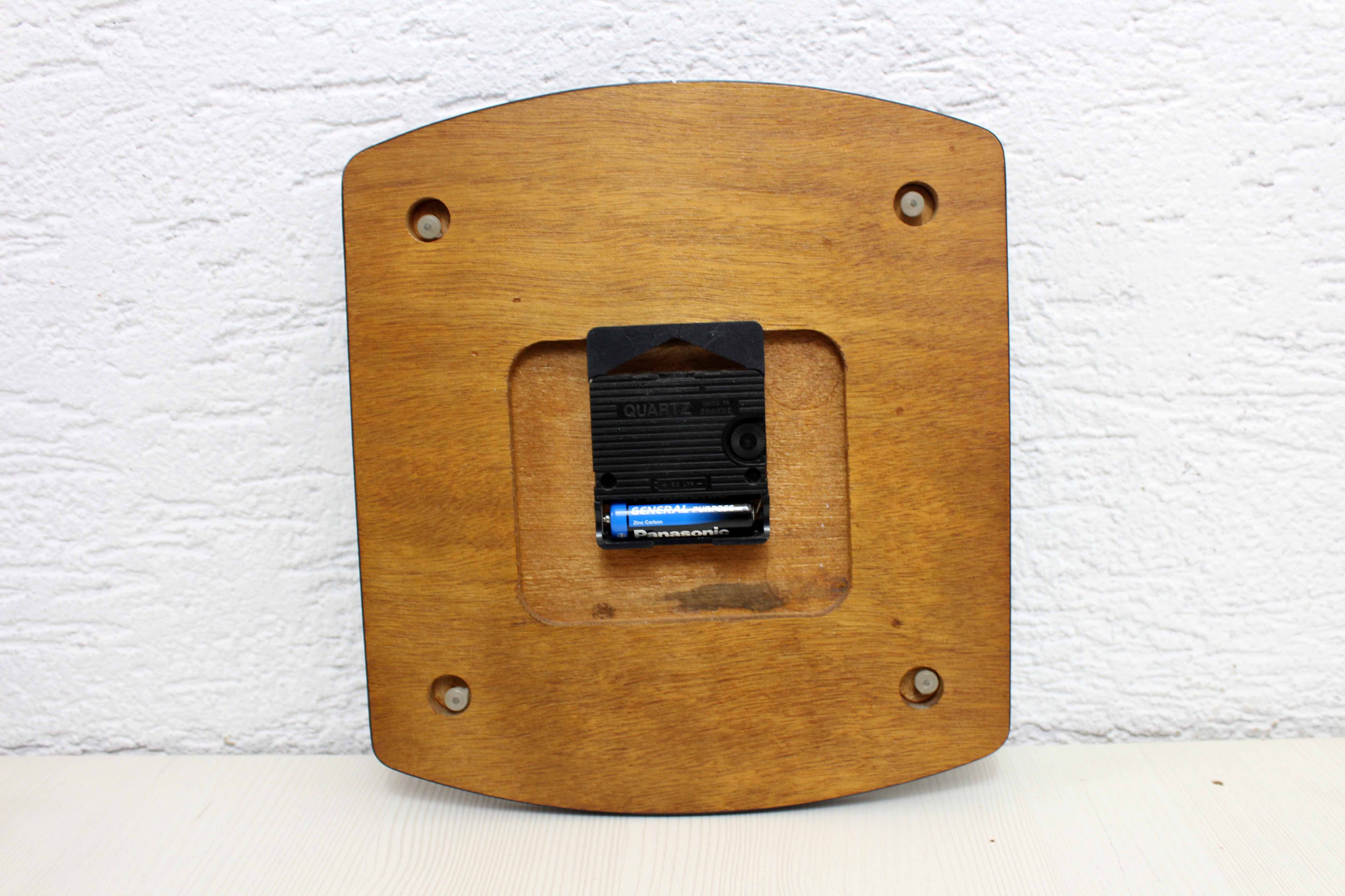 Wall clock Vedette
