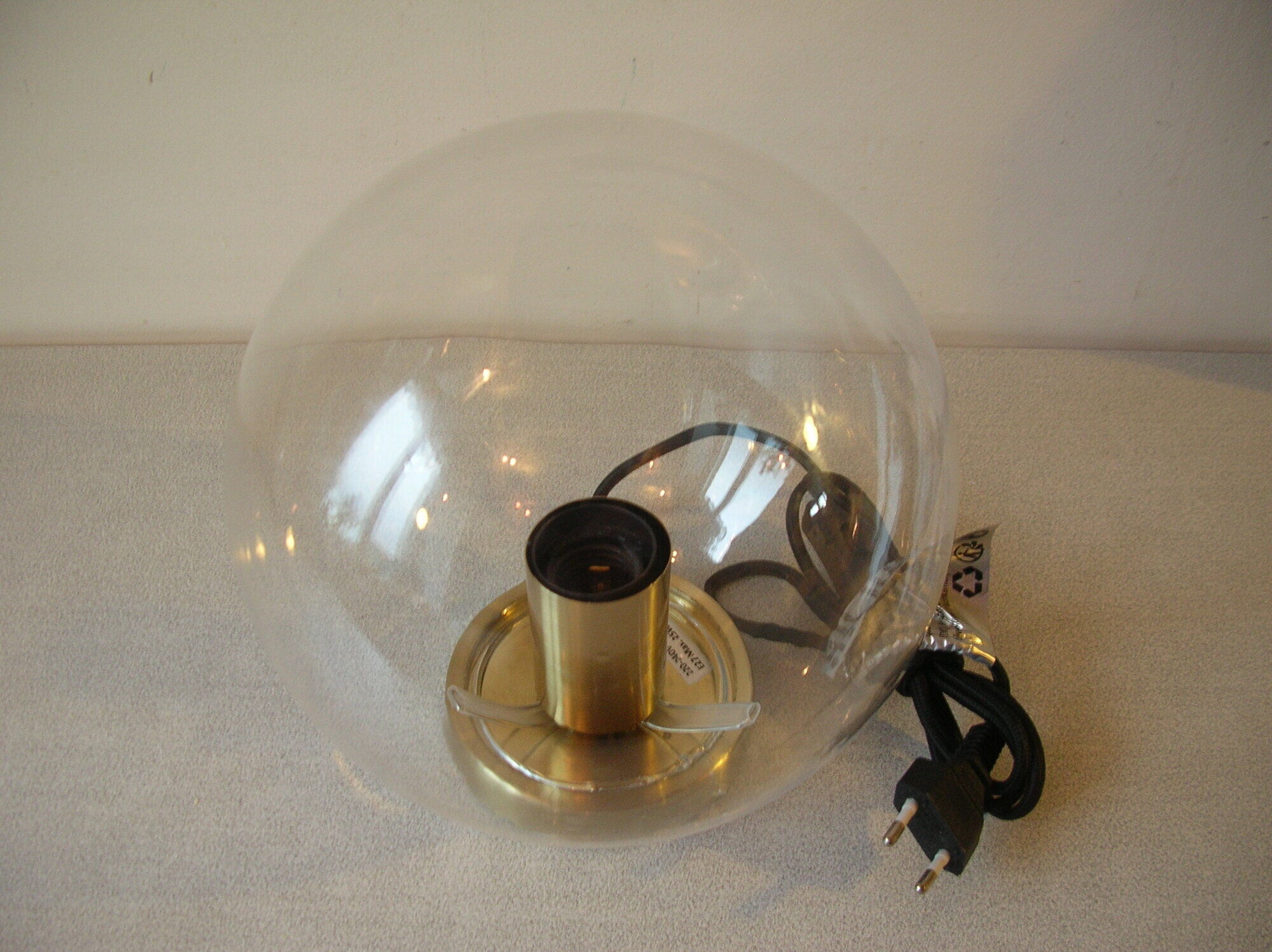 Lamp luminaire globe ball transparent glass base brass deco office living room