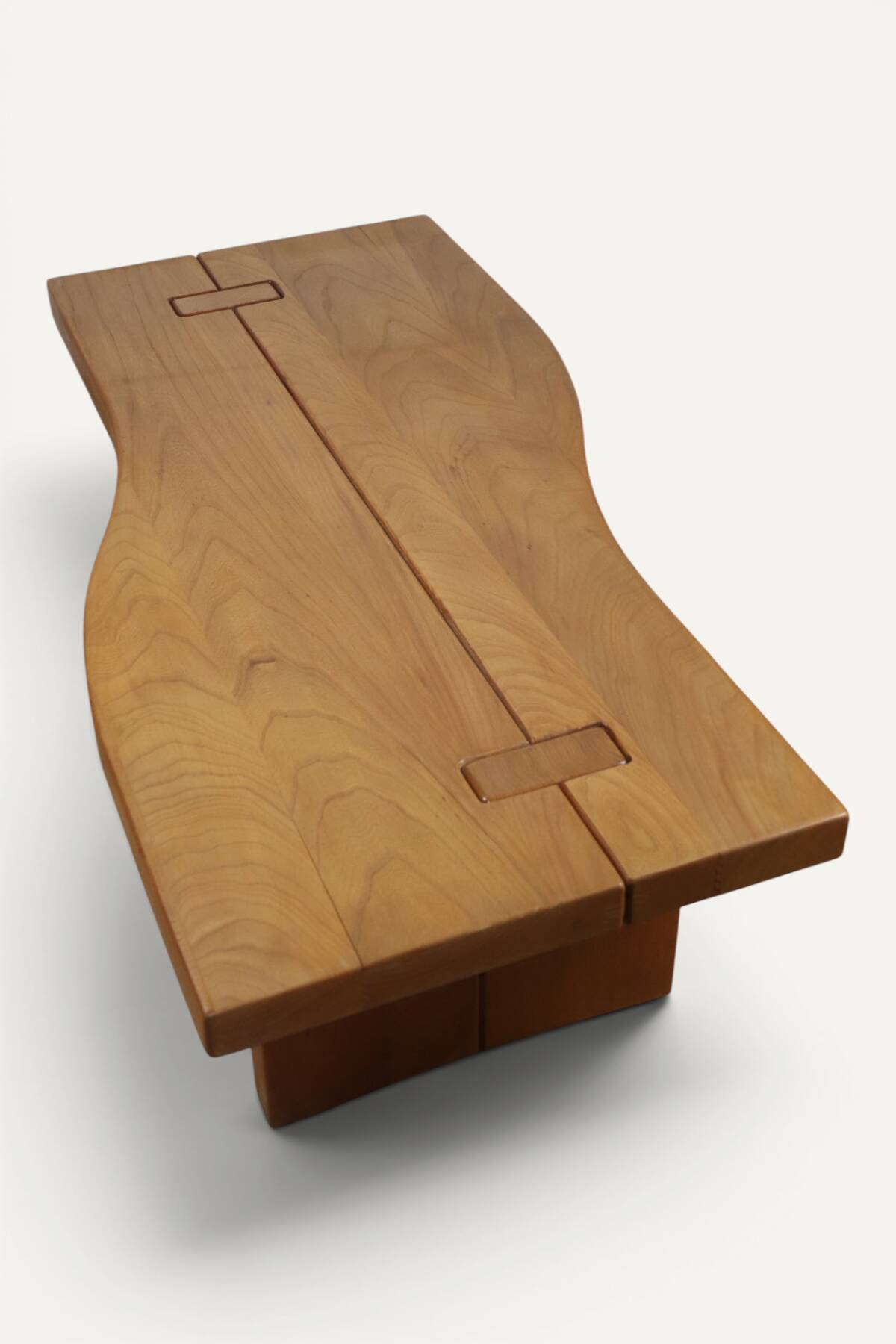 Regain coffee table in solid elm - 1970s