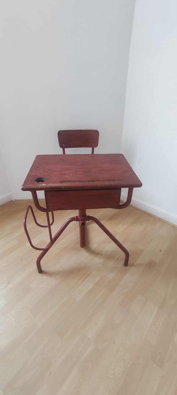 Bureau d'école vintage en bois