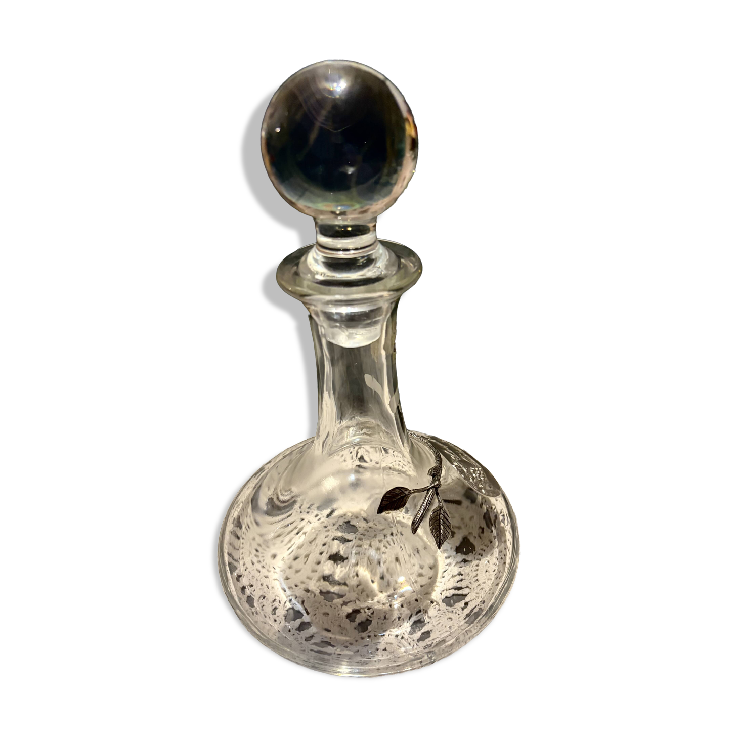Decanter with pewter patterns