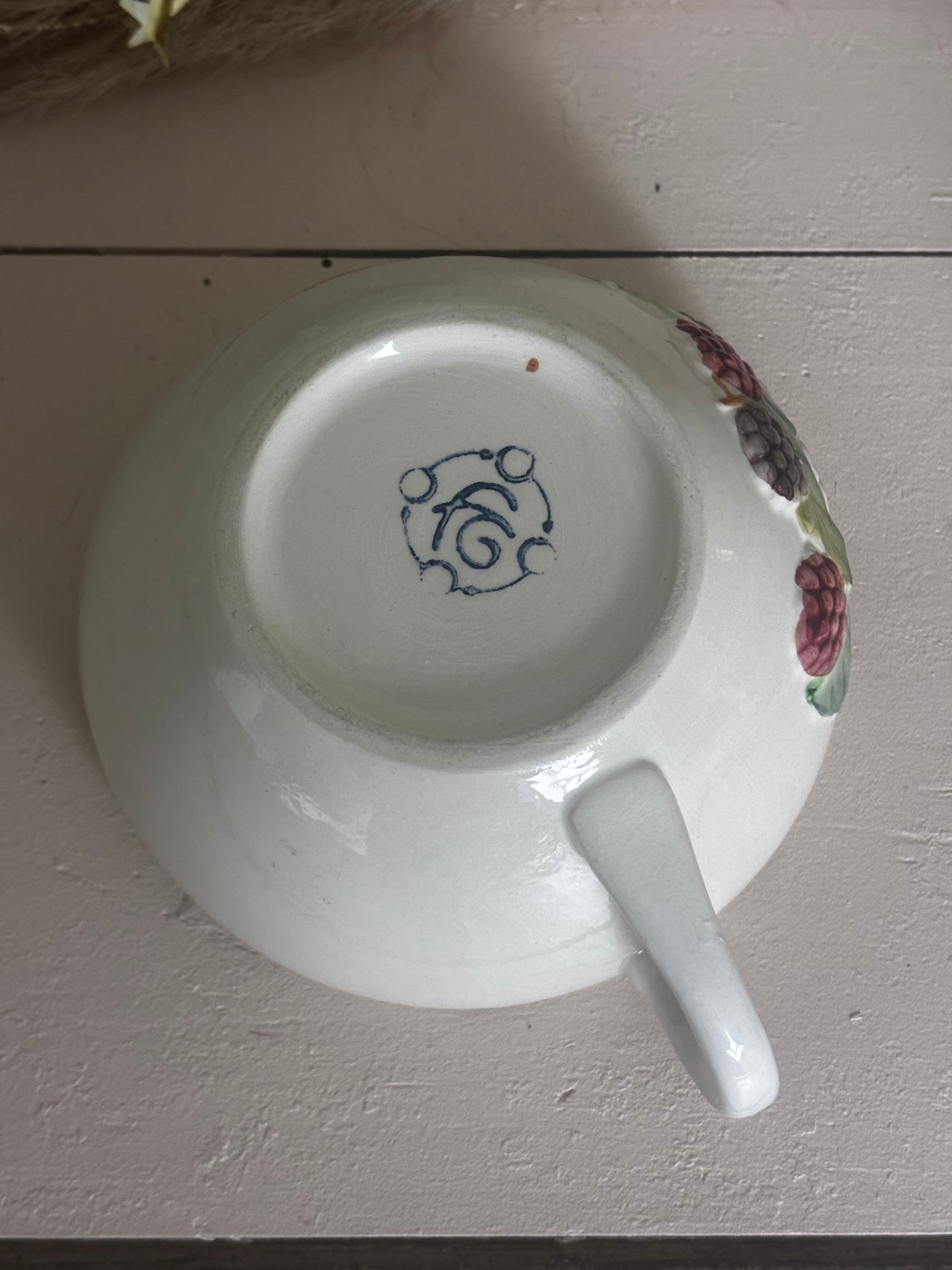 Vintage barbotine fruit cup Francesco Guarino
