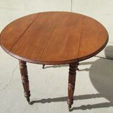 expandable table in solid mahogany