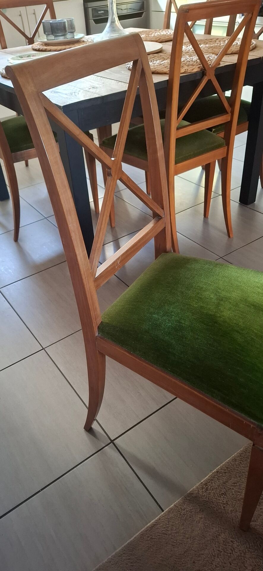 6 Chaises bois assise velours vert