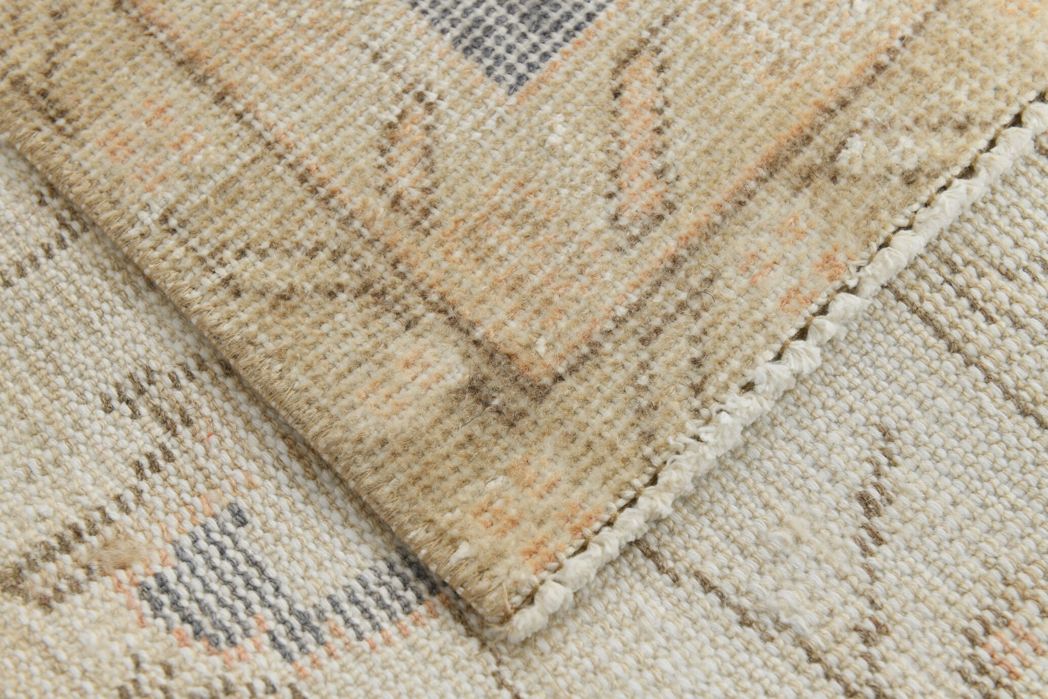 7x10 beige & navy blue vintage rug, 215x302cm