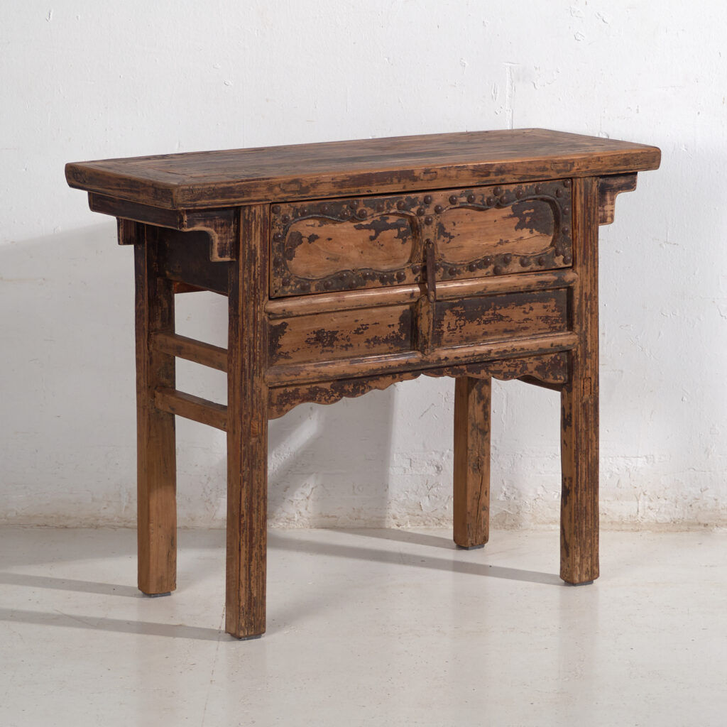 Console ancienne en orme avec ferronnerie – Chine, circa 1900