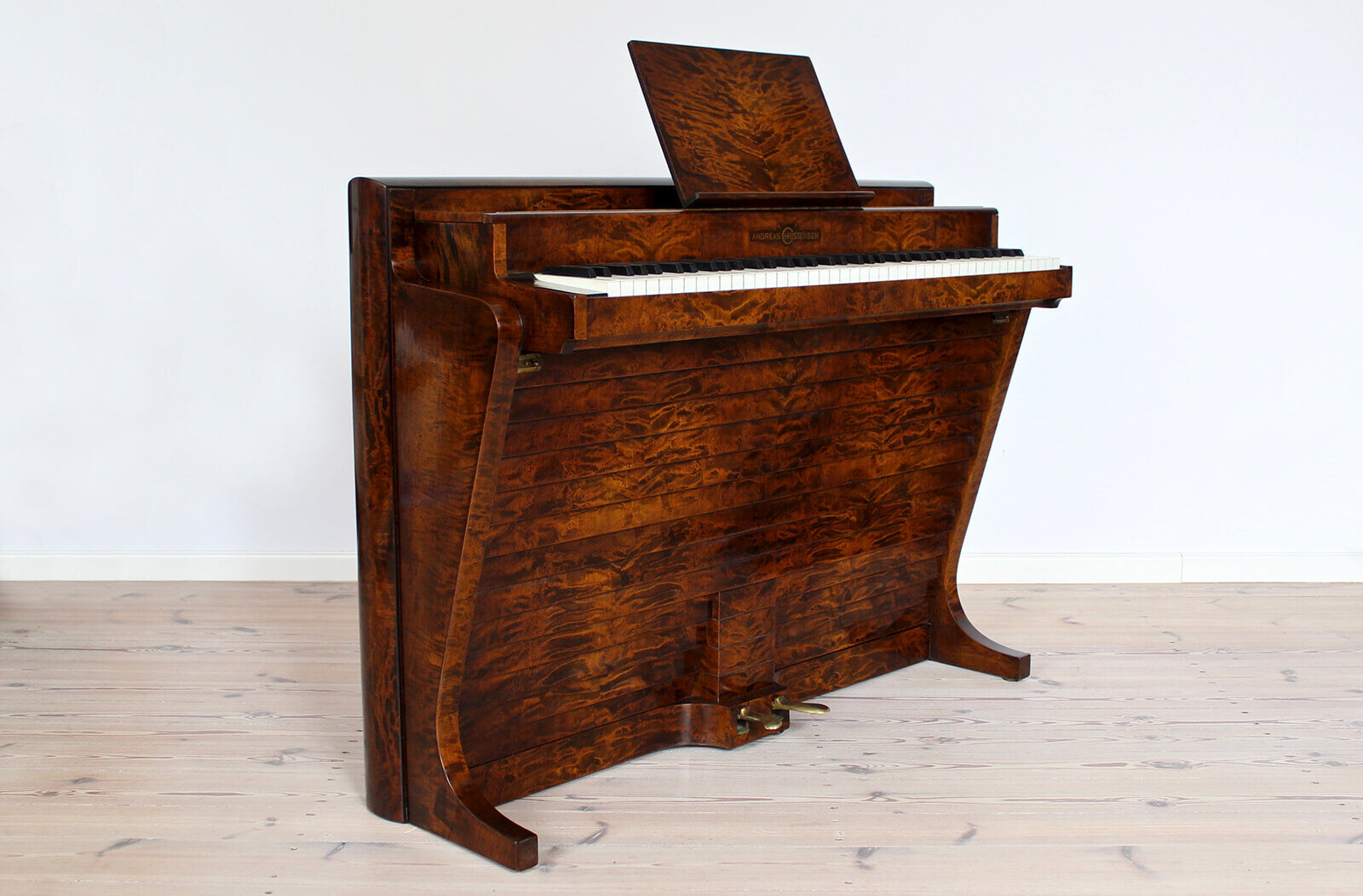 Piano de Poul Henningsen Pianette pour Andreas Christensen