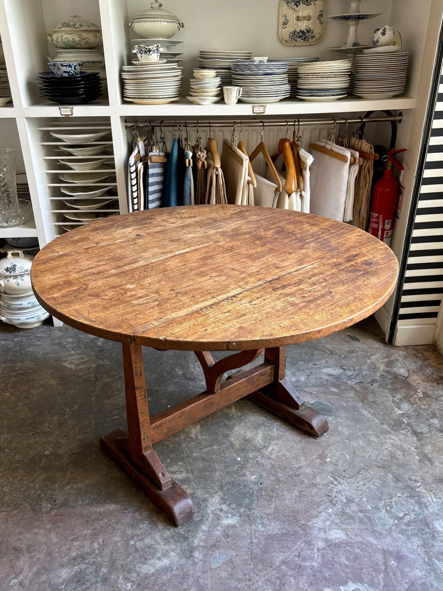 Winemaker's table in wood