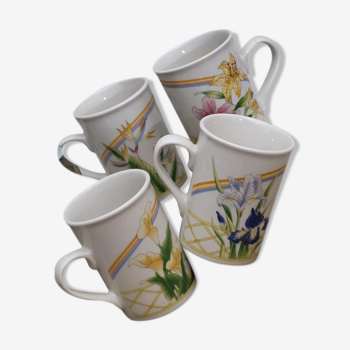 Lot de 4 tasses vintage