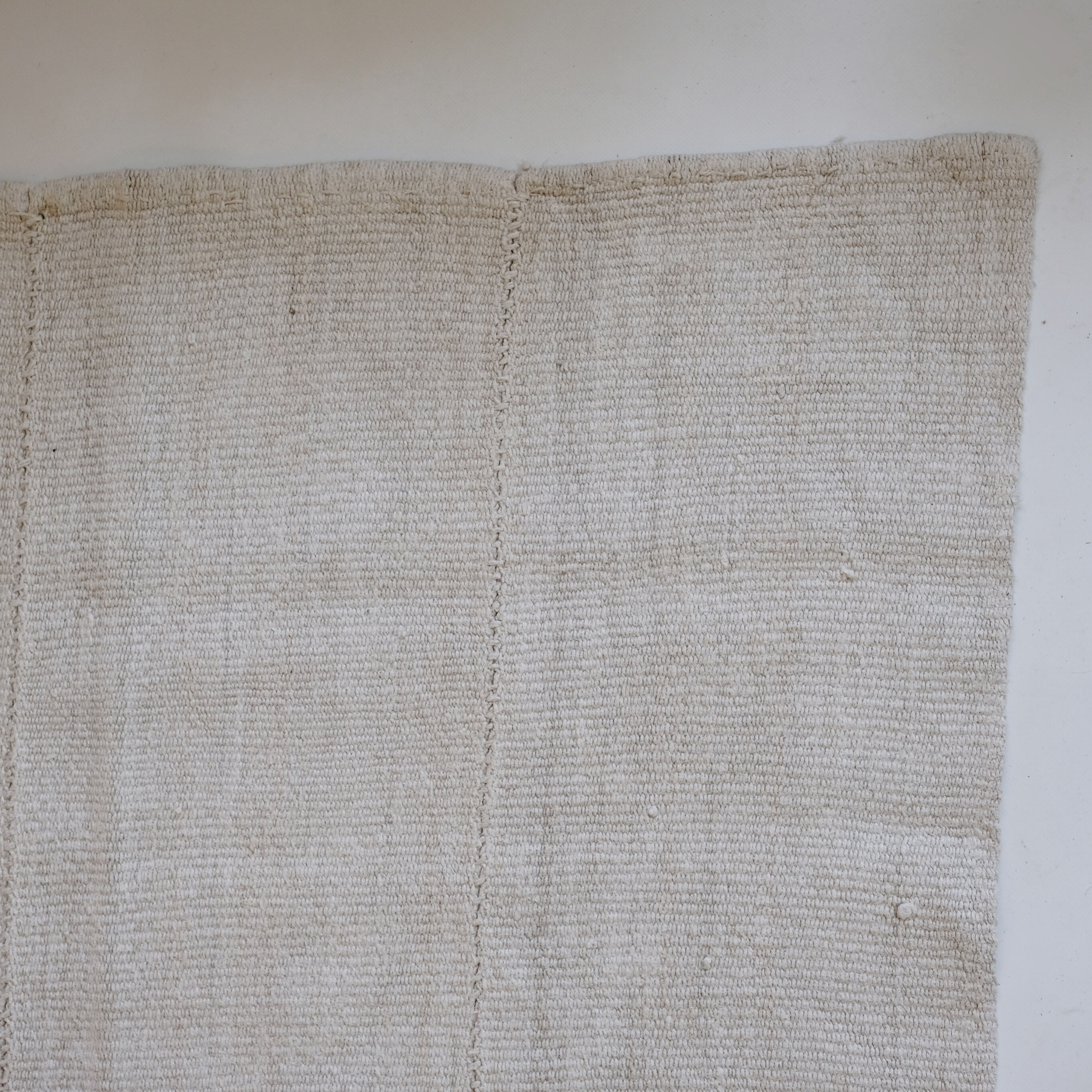 Hemp carpet of Turkish origin, 240 x 190 cm