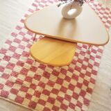 Pink and white Beni Ouarain checkered Berber rug in wool