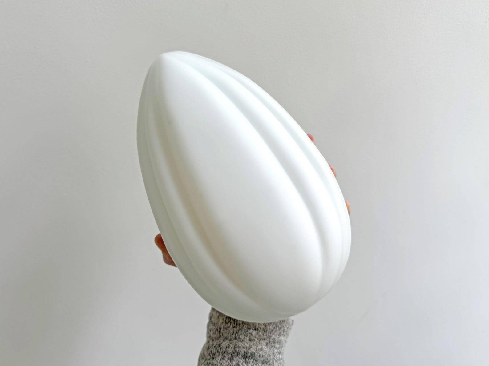 Wonderful pair of Mid Century white glass wall lamps from Italy