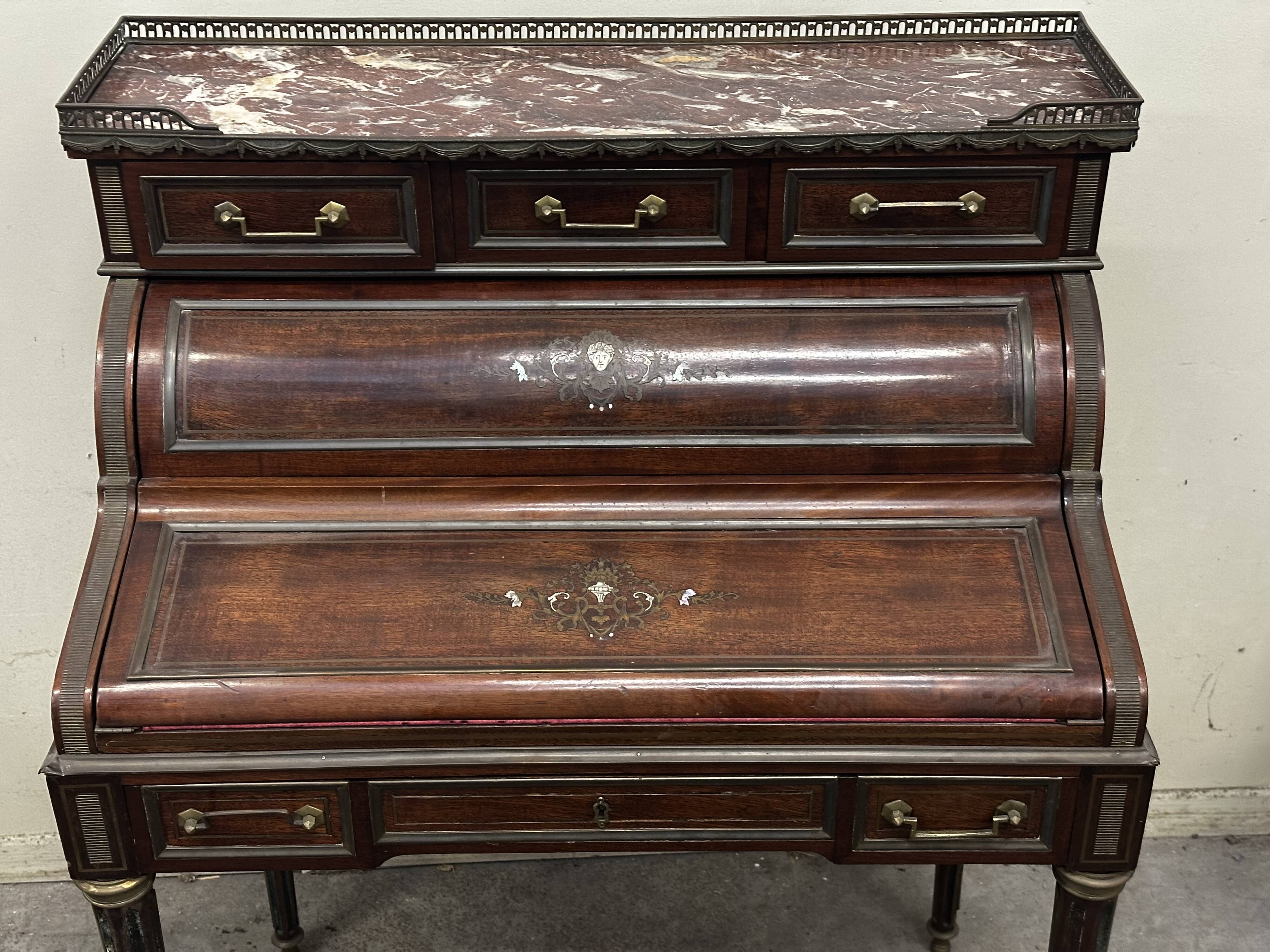 Secretary - Bonheur du Jour with pearly Louis XVI style system