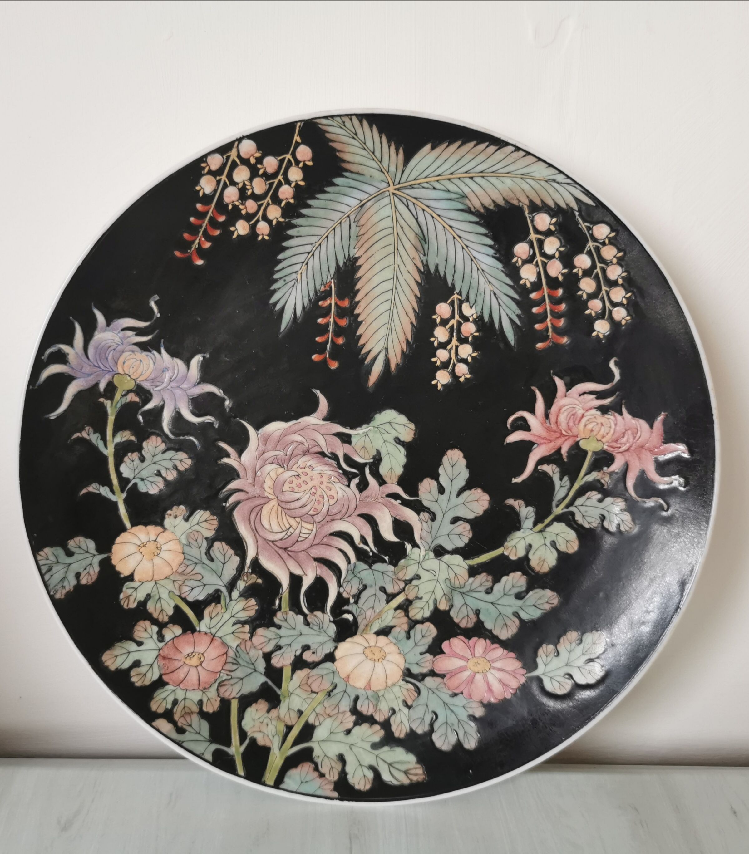 Chinese flower plate