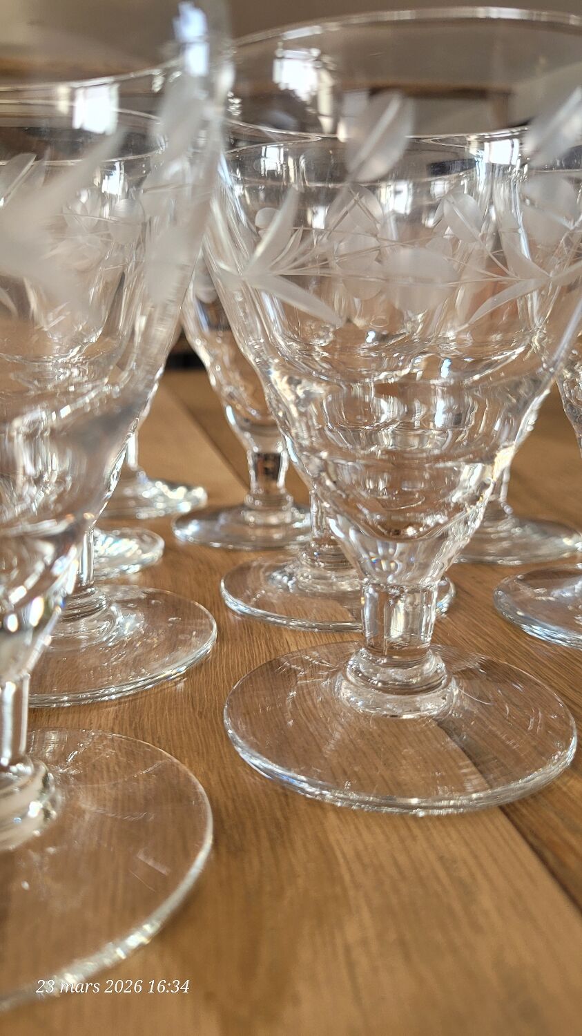 10 vintage wine glasses