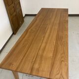 Farm table