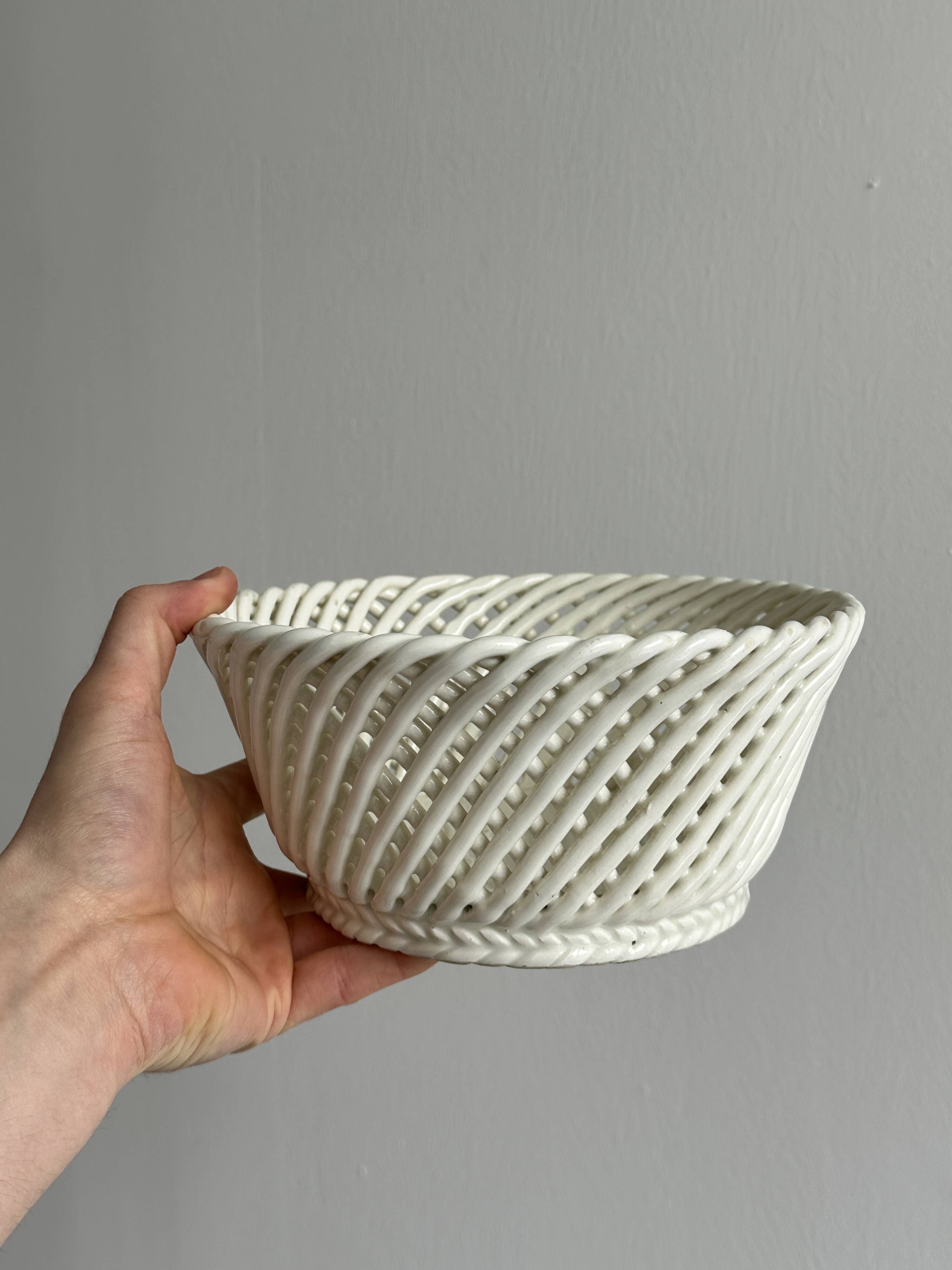 White woven ceramic basket