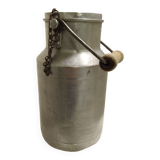 Pot à lait ancien