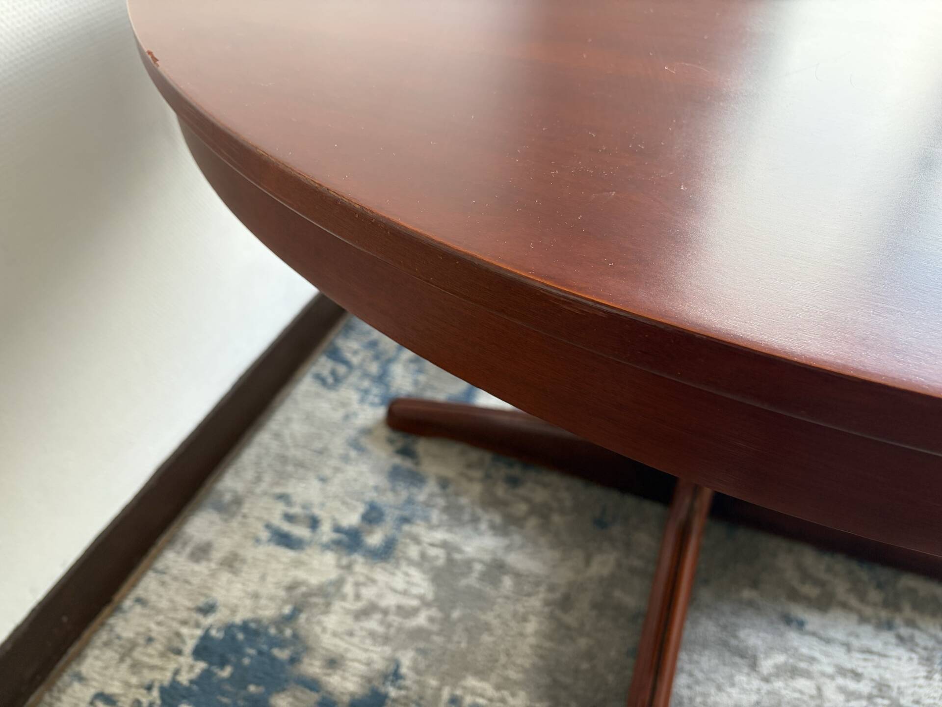 Extensible Baumann table
