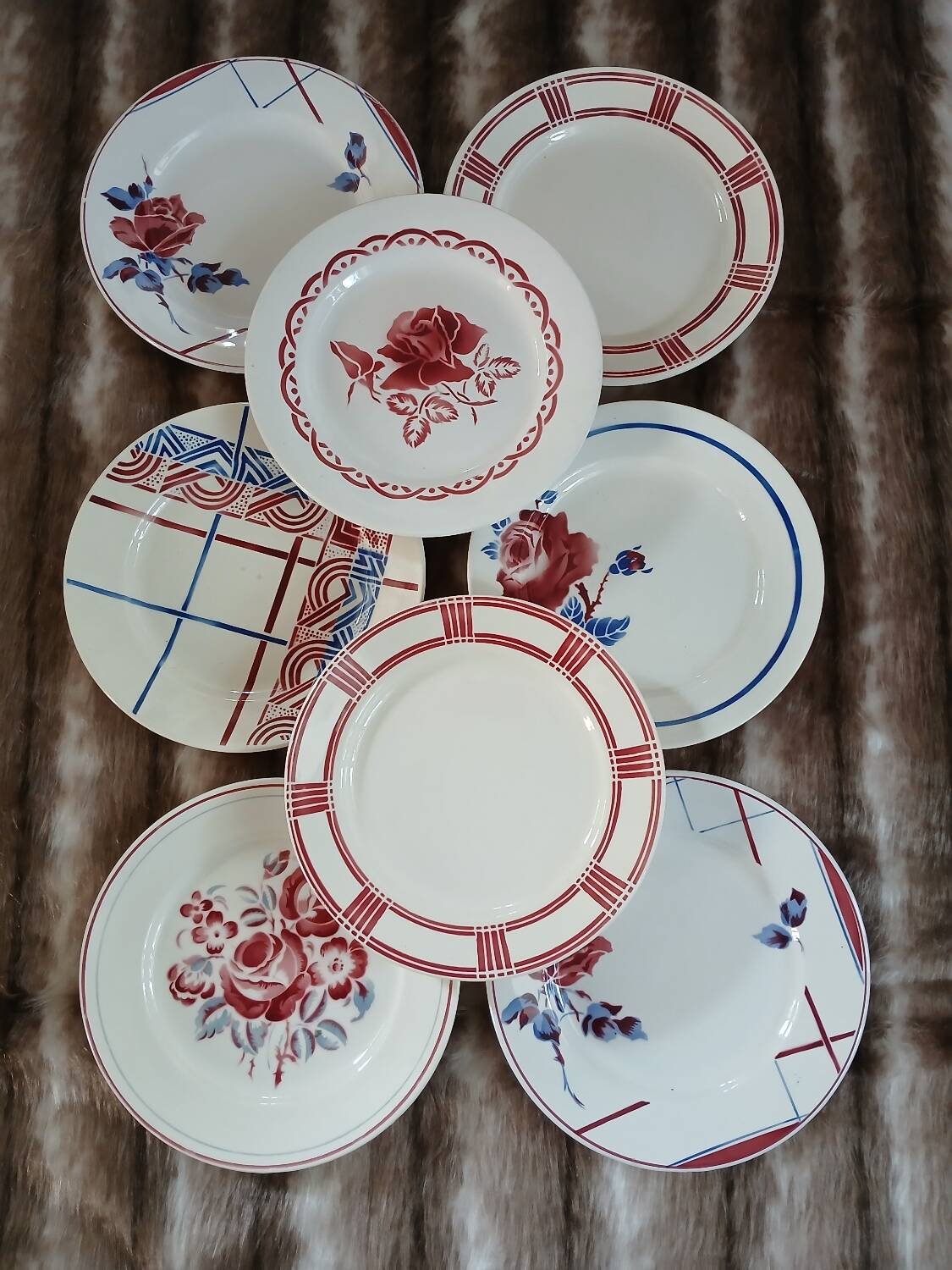 8 mismatched antique dinner plates