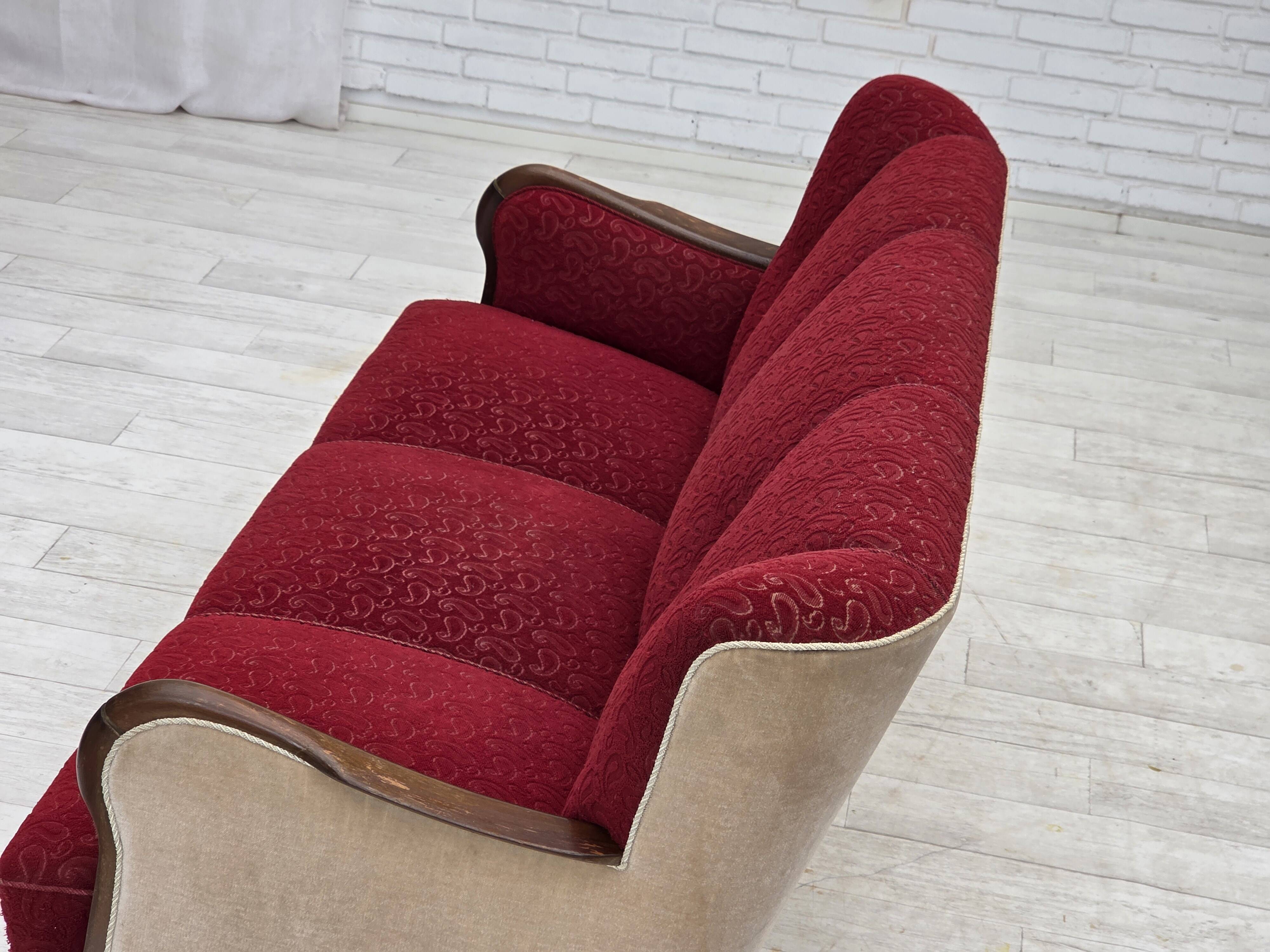 1950s, Danish 3-seater sofa, original red/beige furniture wool.
