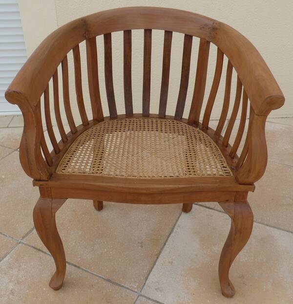 2 Colonial armchairs in natural solid wood with cane seats