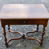 Louis XIII writing table in walnut, turned baluster x-shaped legs.