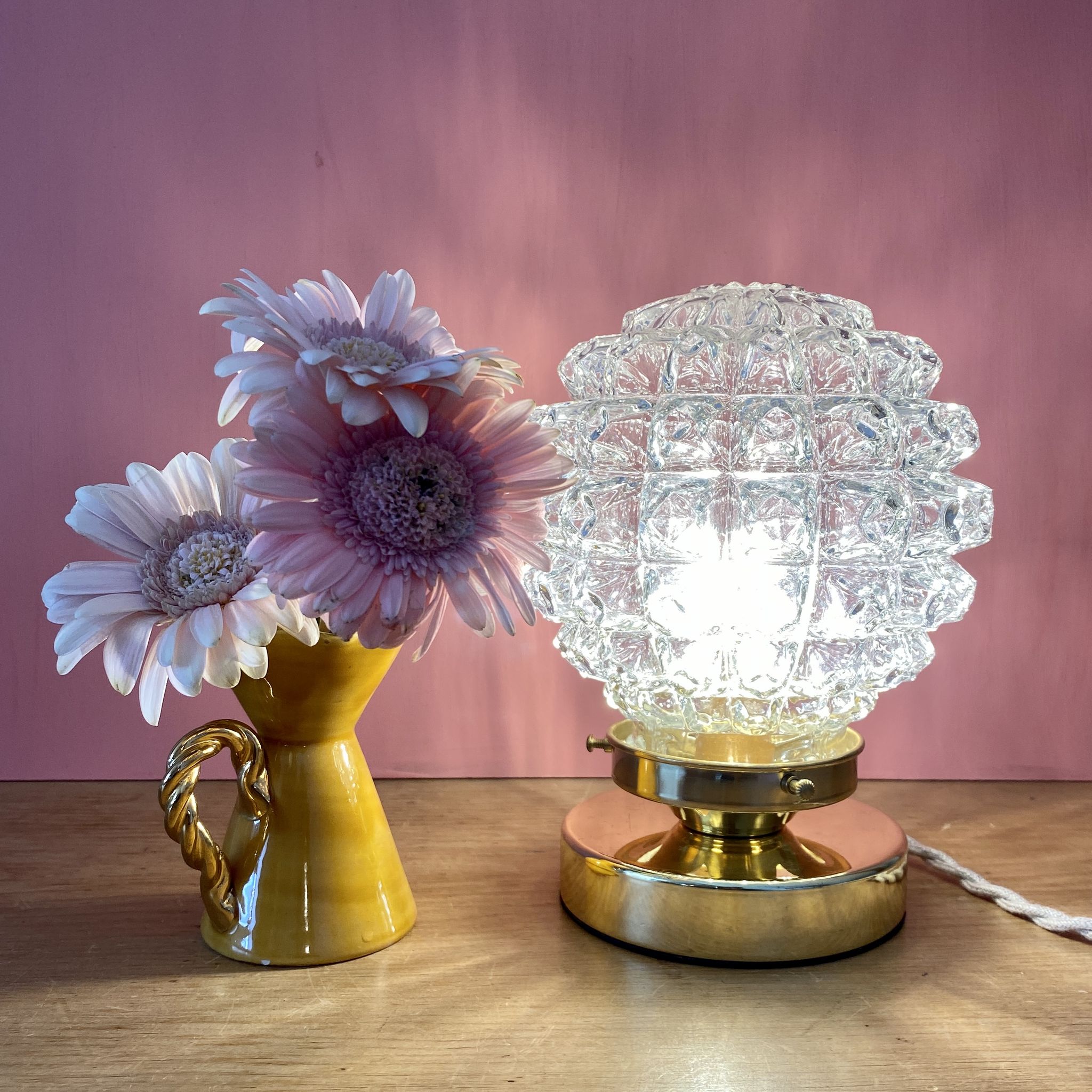 Vintage globe table lamp in molded glass