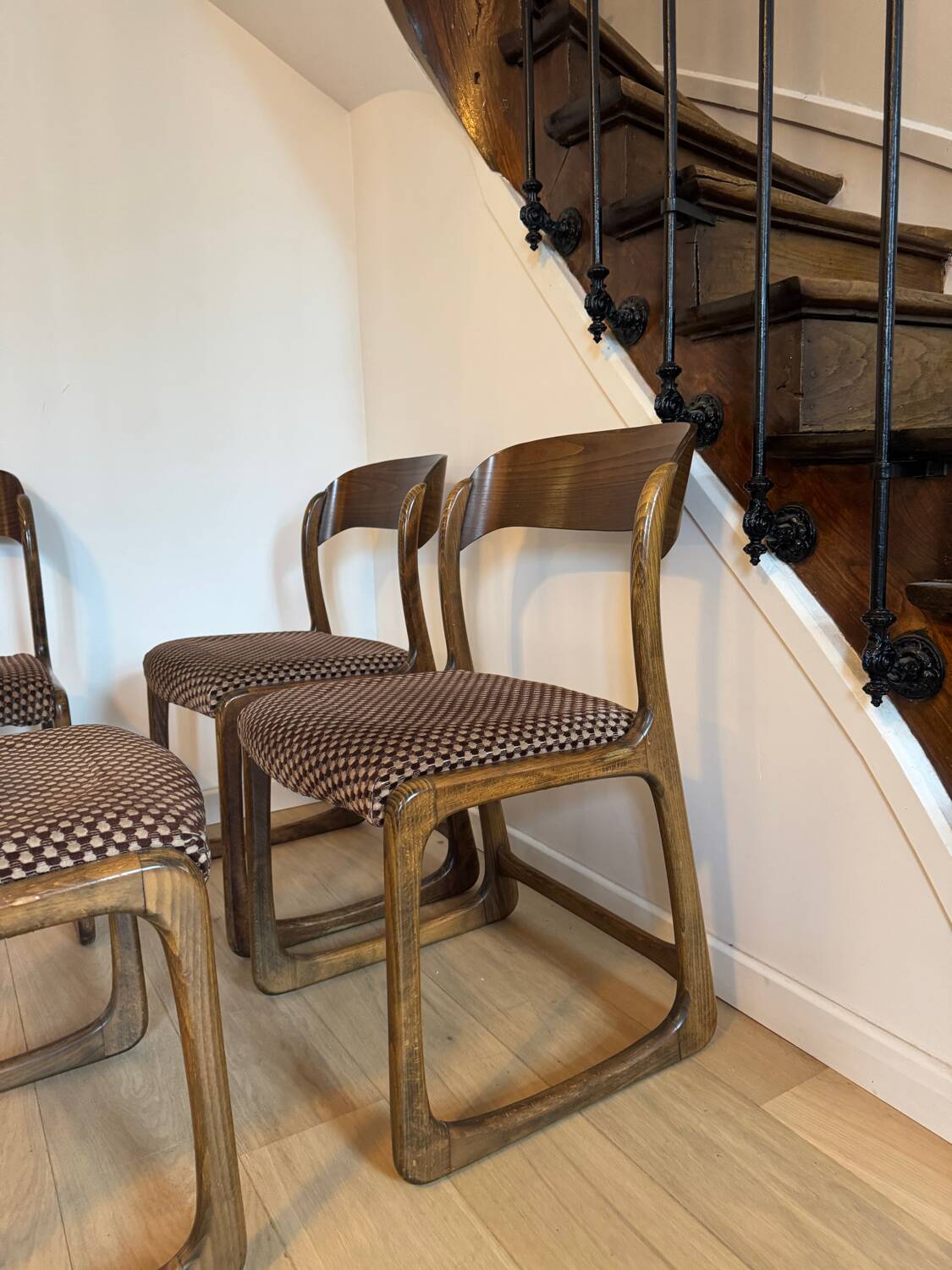 4 Baumann chairs, sled model
