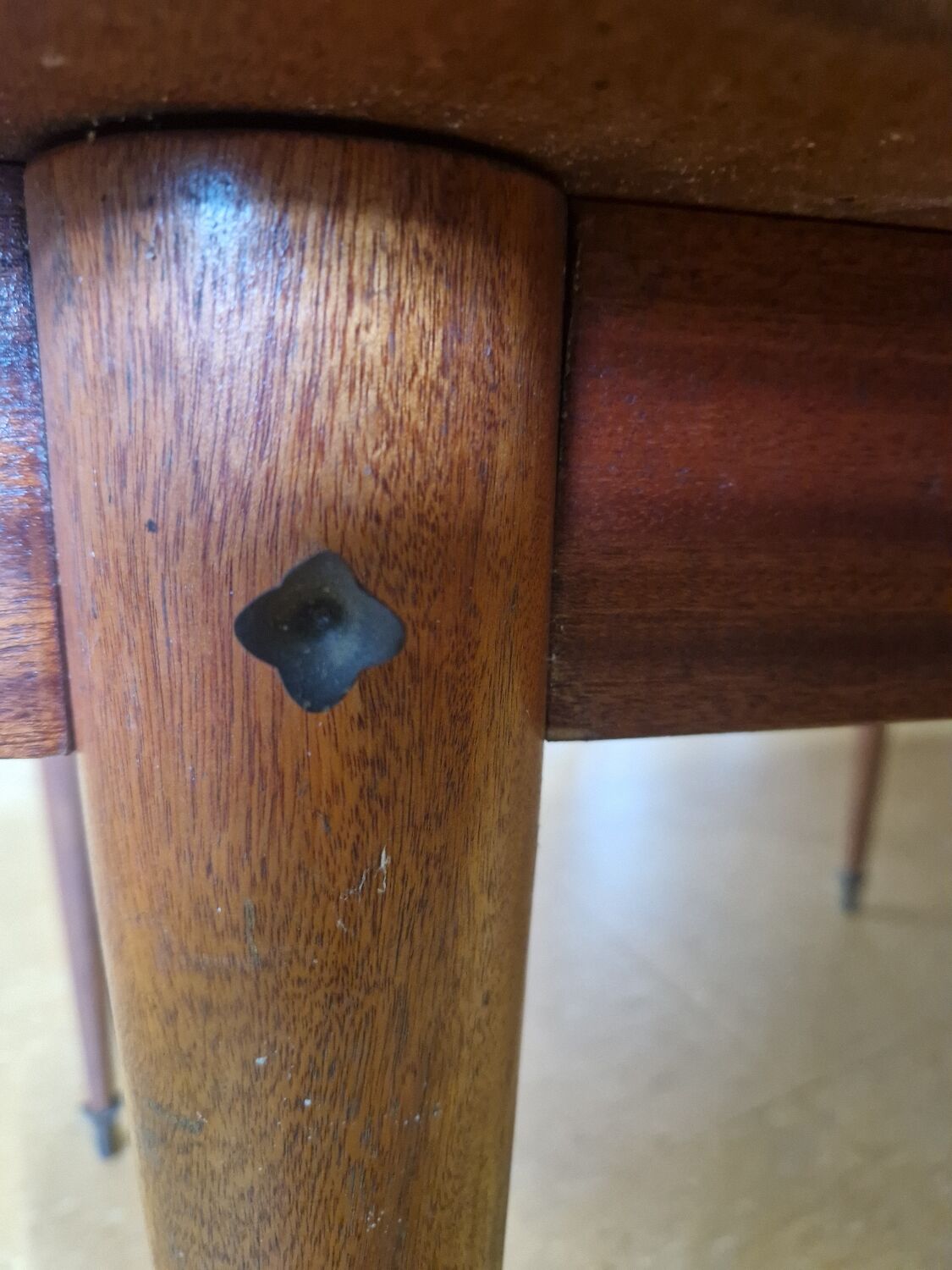 Table ovale palissandre