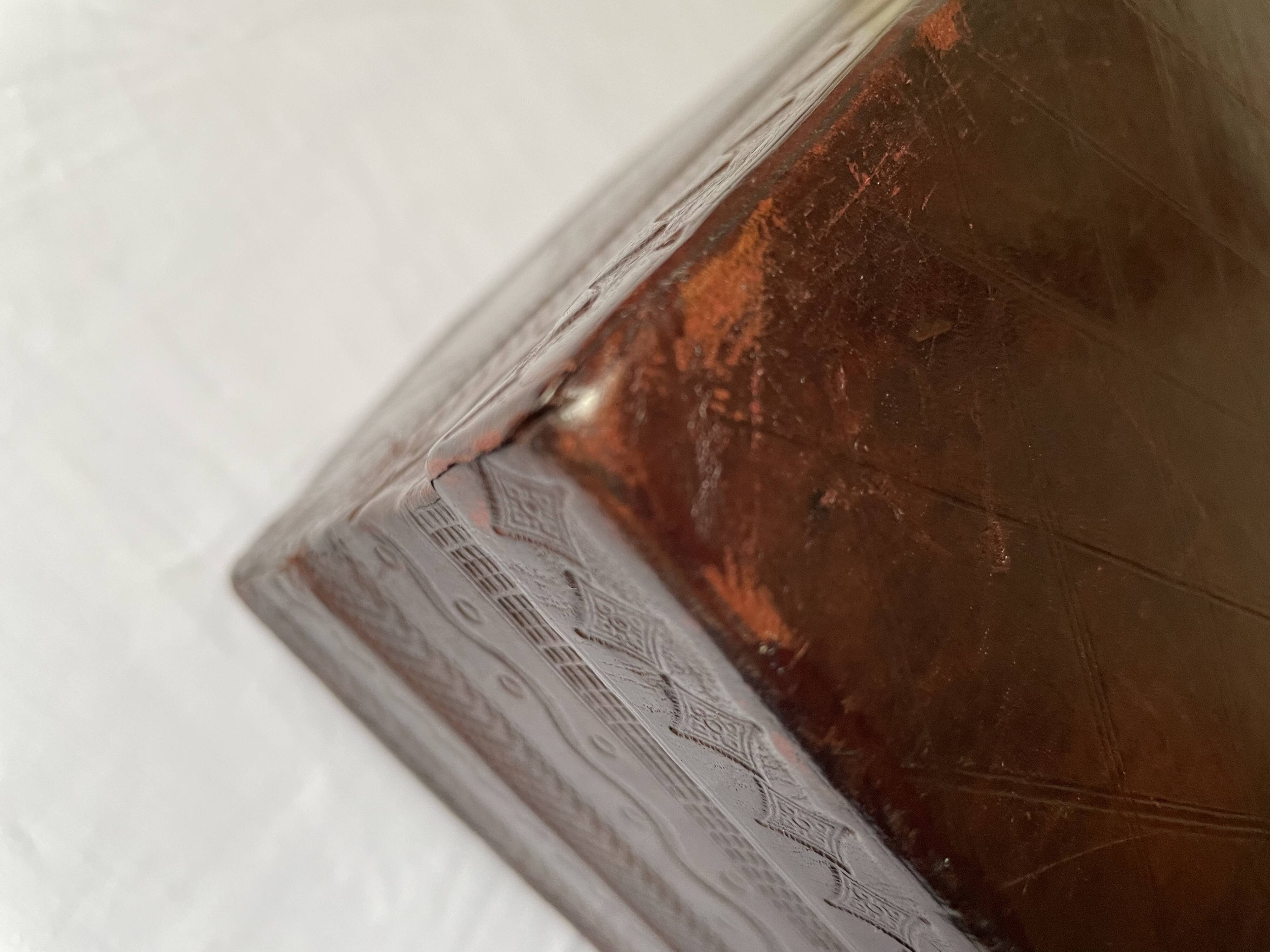 Coffret en cuir embossé Touareg