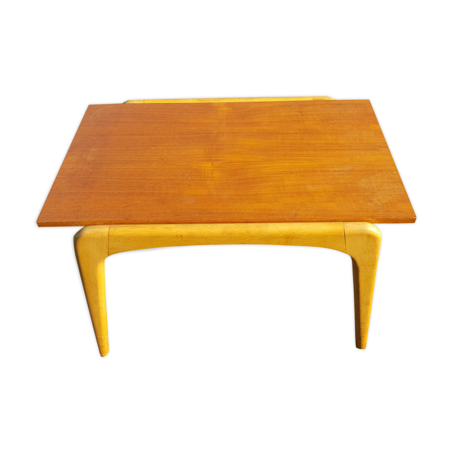 Stella scandinavian coffee table