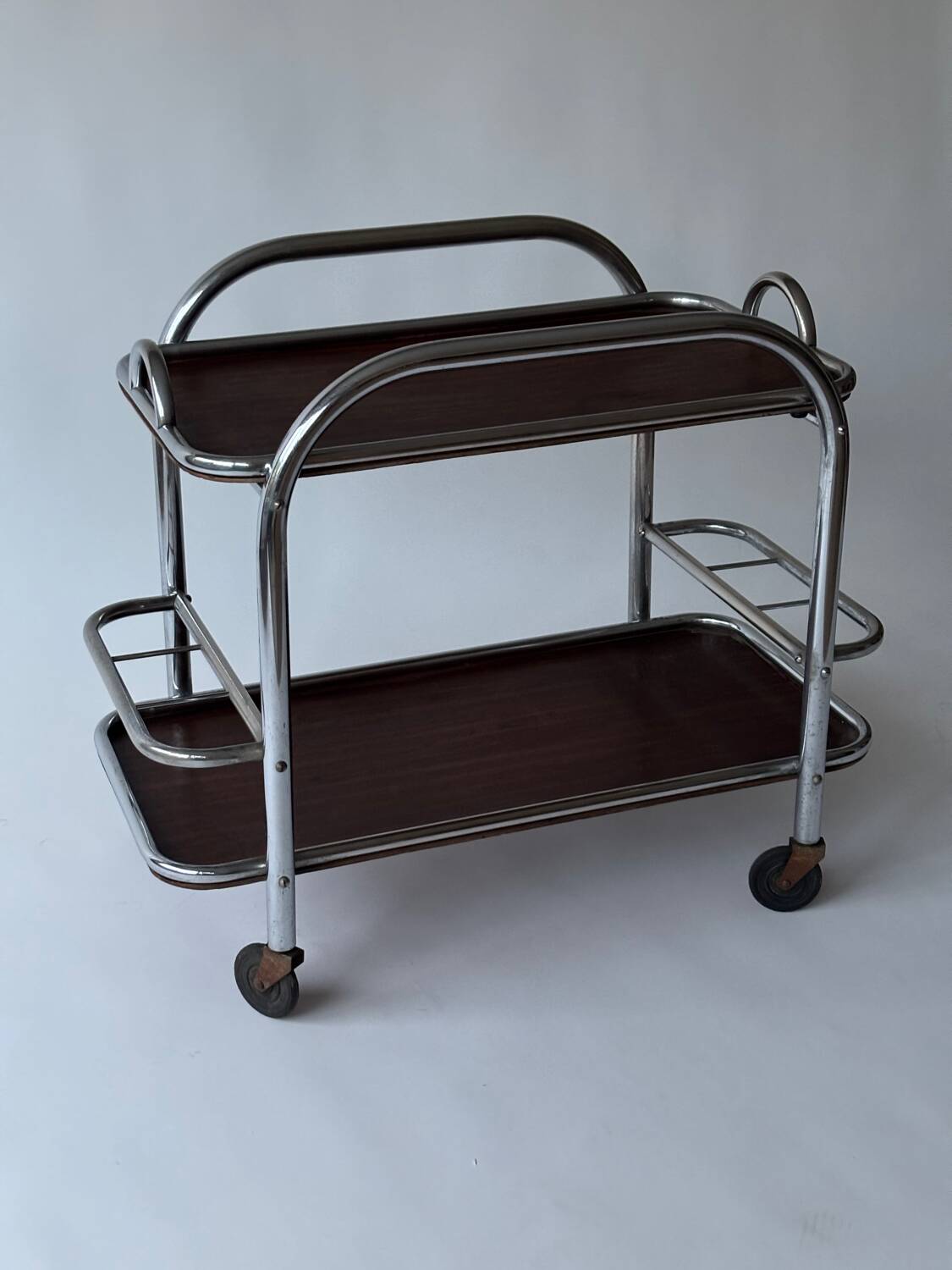 Modernist rolling dessert bar from the 1930s by Robert Mallet-Stevens.