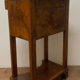 Side table in walnut and veneer, work of the late nineteenth century