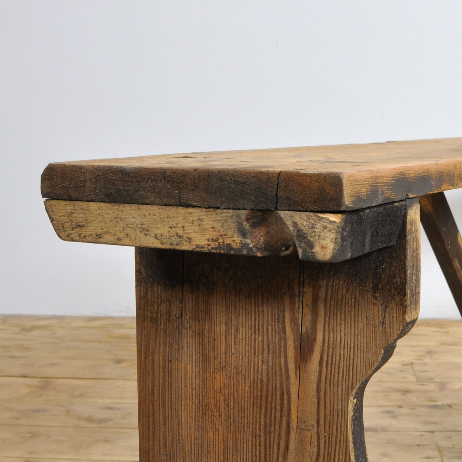 Set of two vintage pine benches, 1940