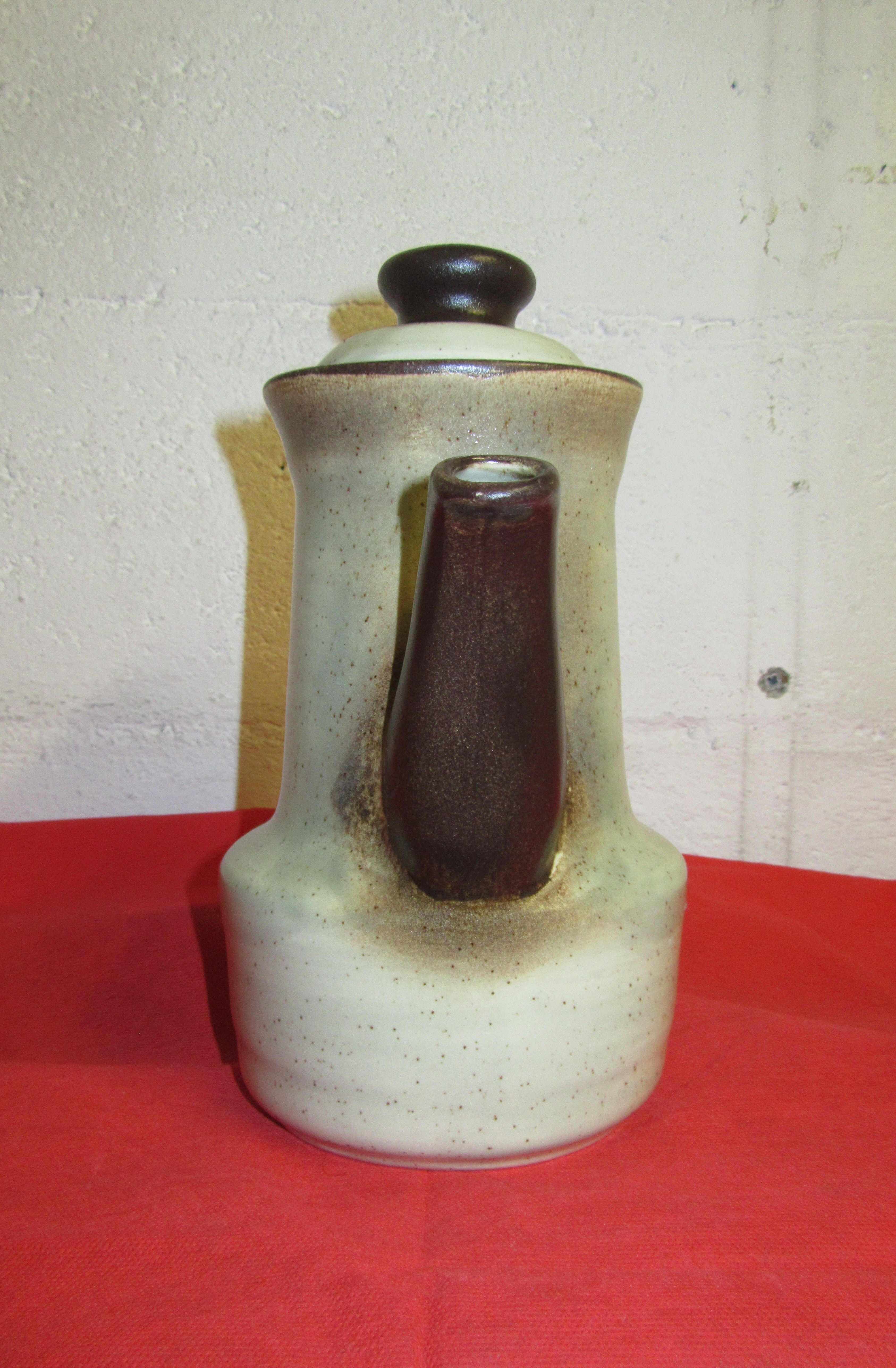 St Amand glazed earth cafeteria